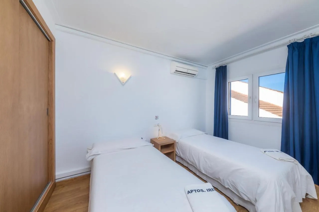 Apartment Apartamentos Iris Spain